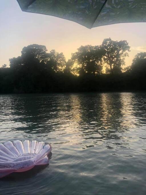 The River Haven - Sleeps 32 - On Guadalupe River Seguin Kültér fotó